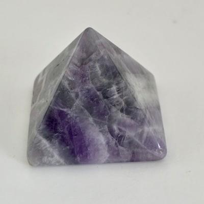 AMETHYSTE PIERRE PYRAMIDE