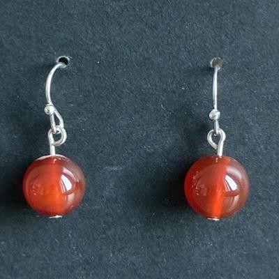CORNALINE BOUCLES D OREILLE