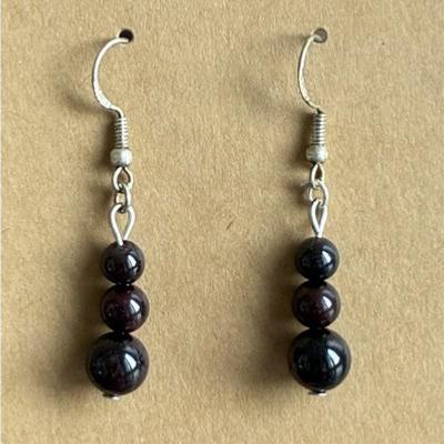 GRENAT BOUCLES D OREILLES