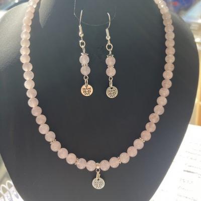 PARURE QUARTZ ROSE FLEUR DE LOTUS