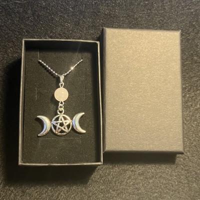 QUARTZ ROSE TRIPLE LUNE PENDENTIF