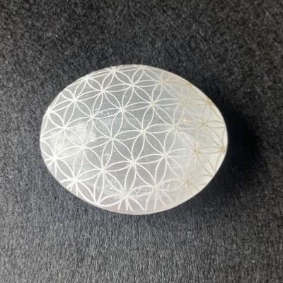 SELENITE GALET FLEUR DE VIE