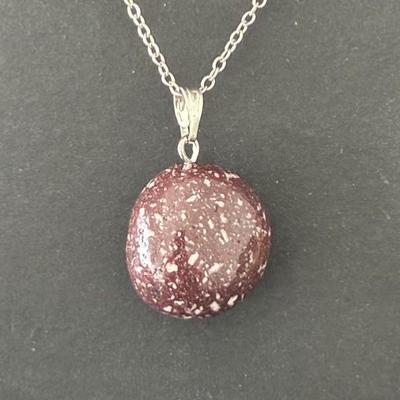 PORPHYRE IMPERIAL PENDENTIF 1