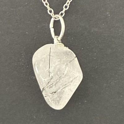 QUARTZ TOURMALINE PENDENTIF 12