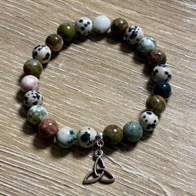 Trisquel / Triskel - Symbole spirituel de Protection : Quelle Pierre ou Bracelet en Lithoth�rapie