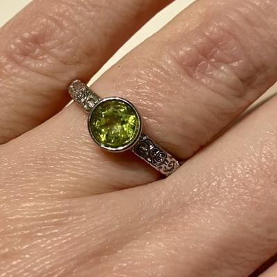 PERIDOT BAGUE REGLABLE