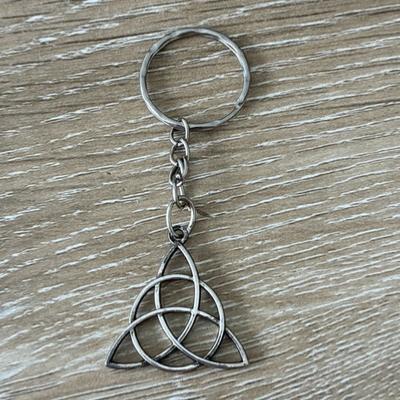 TRIQUETRA PORTE CLE