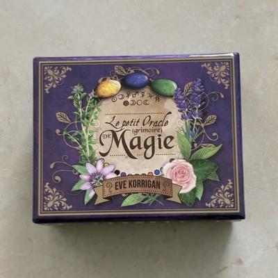LE PETIT ORACLE GRIMOIRE DE MAGIE