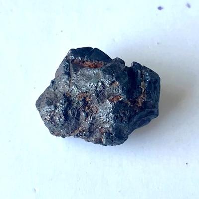 MAGNETITE BRUTE
