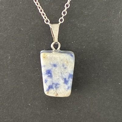 SODALITE PENDENTIF 2