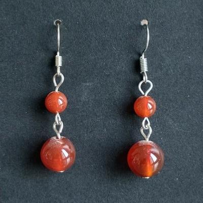 CORNALINE BOUCLES D OREILLE
