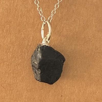 SPINELLE PENDENTIF 8