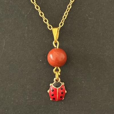 ANIMAL TOTEM COCCINELLE PENDENTIF