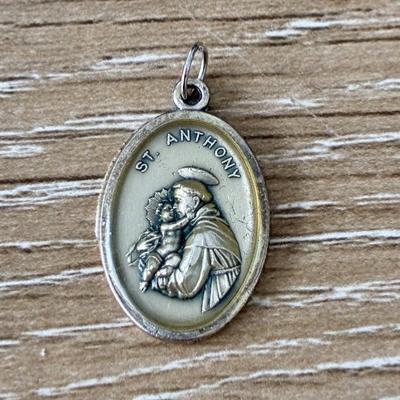 SAINT ANTOINE PENDENTIF