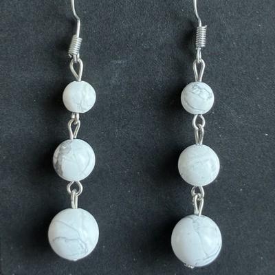 HOWLITE BOUCLES D OREILLE