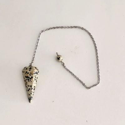 PENDULE JASPE DALMATIEN