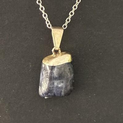 SODALITE PENDENTIF 9
