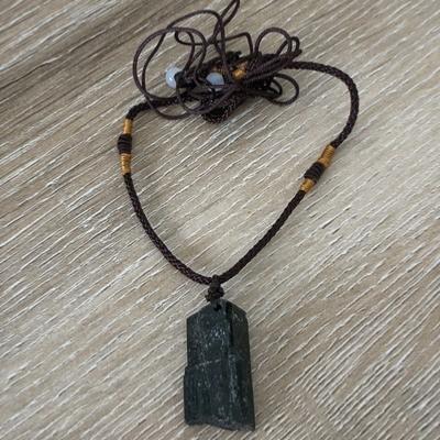 TOURMALINE NOIRE BRUTE PENDENTIF