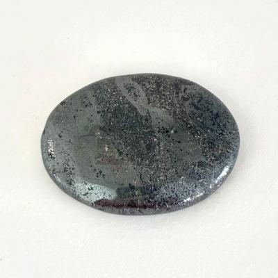 HEMATITE PIERRE PLATE