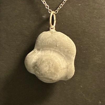 PIERRE DES FEES PENDENTIF 8