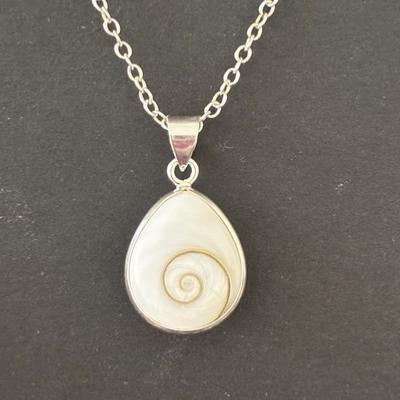 OEIL DE SAINTE LUCIE PENDENTIF ARGENT