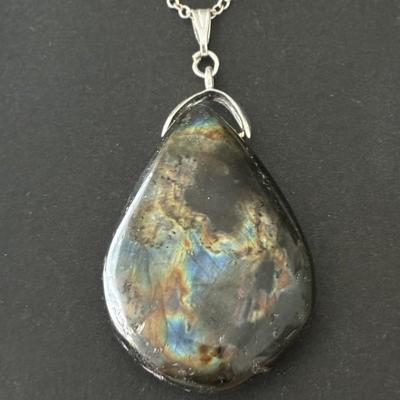 LABRADORITE PENDENTIF 7