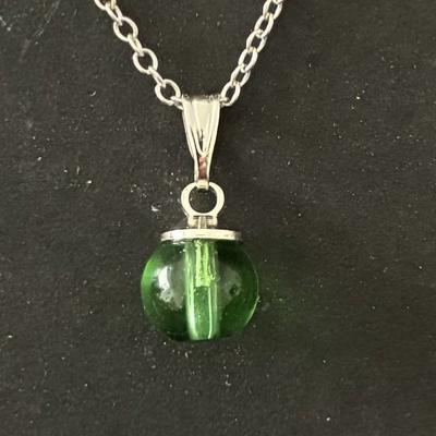 MOLDAVITE PENDENTIF