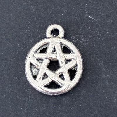 BRELOQUE PENTACLE