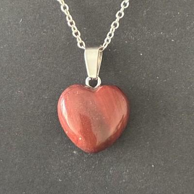 JASPE ROUGE PENDENTIF COEUR 2